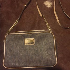 Michael Kors Jet Set Travel Large Crossbody